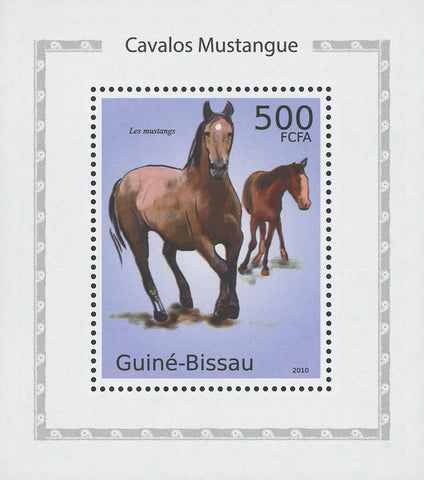 Horses Brown Mustangs Mini Sov. Sheet MNH