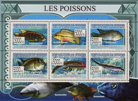 Fish Stamp Benitochromis sp. Eseka Erpetoichthys Calabaricus Ctenochromis MNH