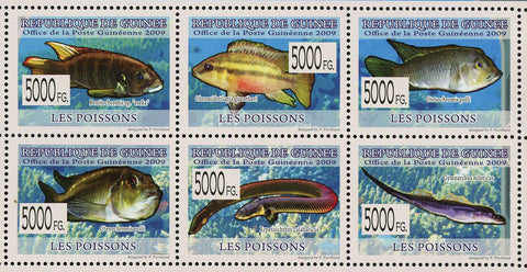 Fish Stamp Benitochromis sp. Eseka Erpetoichthys Calabaricus Ctenochromis MNH