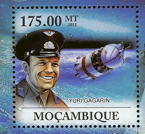 Yuri Gagarin Stamp First Human in Space Astronaut S/S MNH #4604 / Bl.456