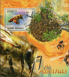 Bees Stamp Apis Mellifera Beehive Insect Souvenir Sheet MNH #5986 / Bl.1059
