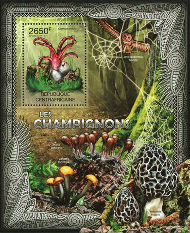 Mushroom Stamp Clathrus Archeri Trichia Decipiens Vibrissea S/S MNH #3616/Bl.938