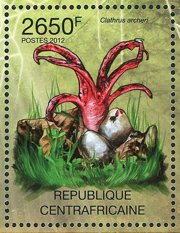 Mushroom Stamp Clathrus Archeri Trichia Decipiens Vibrissea S/S MNH #3616/Bl.938