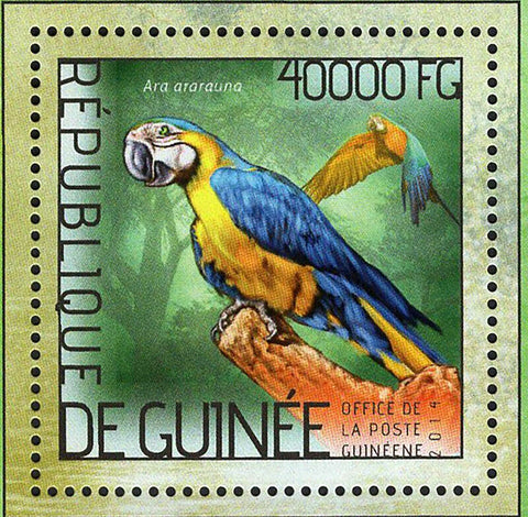 Parrots Stamp Ara Ararauna Aratinga Solstitialis S/S MNH #10358 / Bl.2364