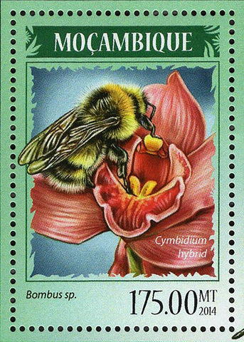 Bees Stamp Bombus sp. Apis Mellifera Souvenir Sheet MNH #7254 / Bl.890
