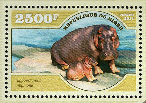 Hippopotamuses Stamp Hippopotamus Amphibius S/S MNH #3069 / Bl.357