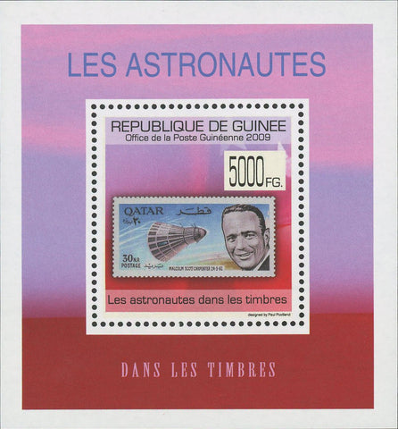 Stamp in a Stamp Astronauts Qatar Mini Sov. Sheet MNH