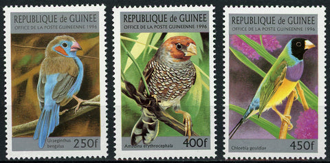 Bird Exotic Animal Branch Nature Serie Set of 3 Stamps Mint NH