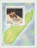 Art Ampanihy TAPESTRY Mint NH Souvenir Sheet 1995